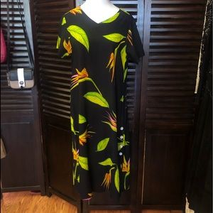 La Cera Women's Floral Maxi dress Black/green Size Med